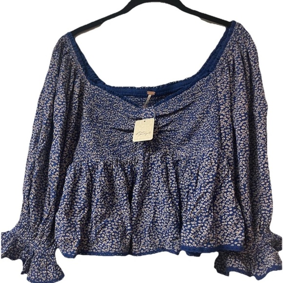NWT Free People Women's Brittnee Printed Top in Blue Combo Ditzy floral Size M - Picture 2 of 11